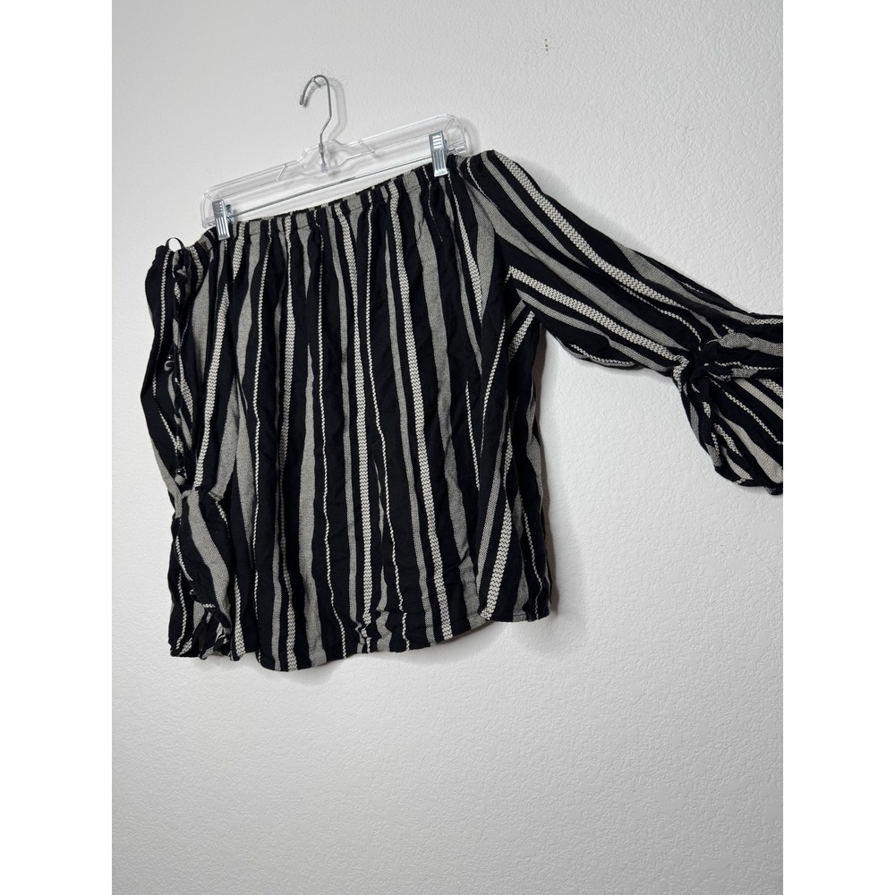 Lane Bryant Womens Size 18/20 Black White Striped Off Shoulder Tie Sleeve‎ Top